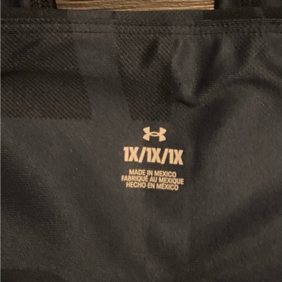 Under Armour Crop Patterned Leggings - Picture 9 of 9